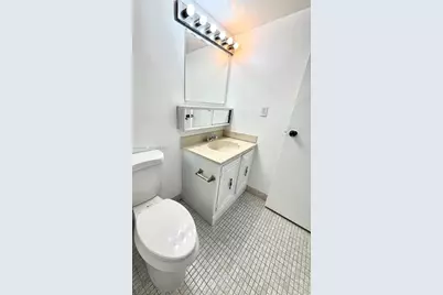 800 Parkview Dr #217, Hallandale Beach, FL 33009 - Photo 4