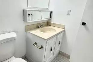 800 Parkview Dr, Hallandale Beach, FL 33009 - Photo 4