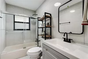 5635 Pierce St, Hollywood, FL 33021 - Photo 20