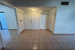 13428 SW 108th St Cir N, Miami, FL 33186 - Photo 2