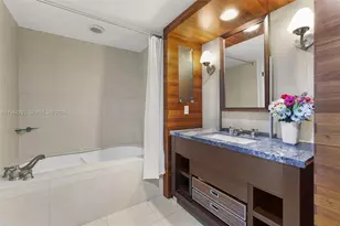 6801 Collins Ave, Miami Beach, FL 33141 - Photo 12