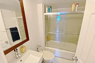 1500 Bay Rd, Miami Beach, FL 33139 - Photo 8