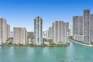 325 S Biscayne Blvd, Miami, FL 33131 - Photo 30
