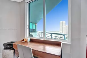 325 S Biscayne Blvd, Miami, FL 33131 - Photo 18