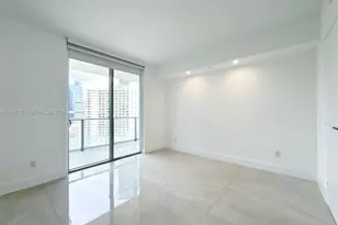 1300 Brickell Bay Dr, Miami, FL 33131 - Photo 8