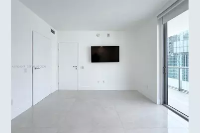 1300 Brickell Bay Dr #3100, Miami, FL 33131 - Photo 10