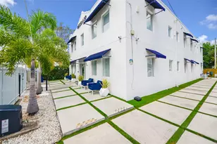 165 NW 39th St, Miami, FL 33127 - Photo 20