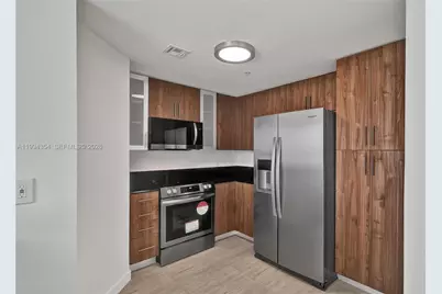 7900 Harbor Island Dr #711, North Bay Village, FL 33141 - Photo 10