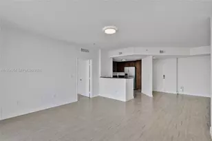 7900 Harbor Island Dr, North Bay Village, FL 33141 - Photo 6