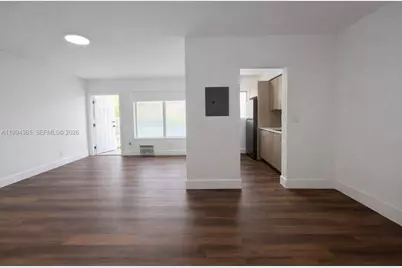 7725 Carlyle Ave #2, Miami Beach, FL 33141 - Photo 4