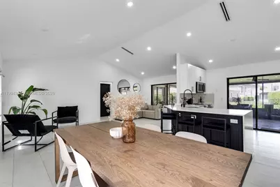 4787 NW 1st Dr, Deerfield Beach, FL 33442 - Photo 18