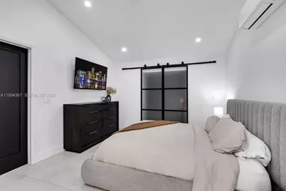 4787 NW 1st Dr, Deerfield Beach, FL 33442 - Photo 20