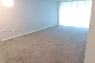 1201 NE 191st St, Miami, FL 33179 - Photo 10