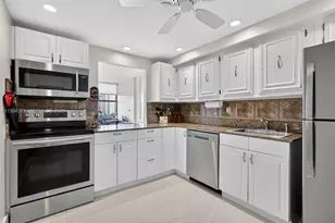 800 Parkview Dr, Hallandale Beach, FL 33009 - Photo 6