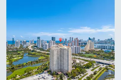 19501 W Country Club Dr #602, Aventura, FL 33180 - Photo 4