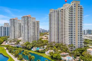 19501 W Country Club Dr, Aventura, FL 33180 - Photo 2