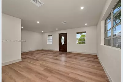 5632 SW 19th St, West Park, FL 33023 - Photo 6