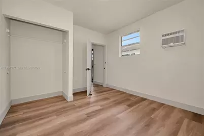 5632 SW 19th St, West Park, FL 33023 - Photo 18