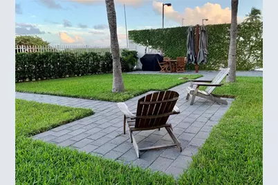 5845 Collins Ave #101, Miami Beach, FL 33140 - Photo 18