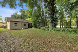2236 Seagrape Cir, Coconut Creek, FL 33066 - Photo 16