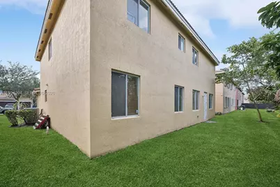 20507 NW 9th Ave, Miami Gardens, FL 33169 - Photo 34