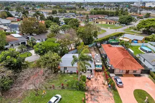300 Northwest Blvd, Miami, FL 33126 - Photo 32