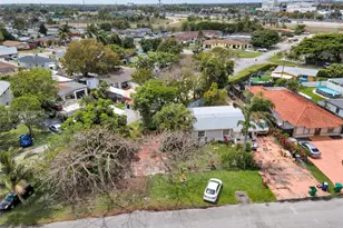 300 Northwest Blvd, Miami, FL 33126 - Photo 34