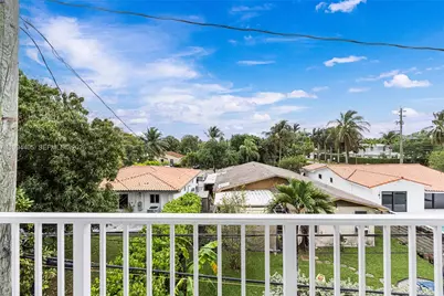 1220 71st St #35, Miami Beach, FL 33141 - Photo 2