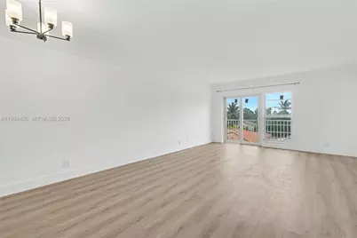 1220 71st St #35, Miami Beach, FL 33141 - Photo 8