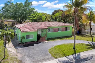 12901 NW Miami Ct, Miami, FL 33168 - Photo 4