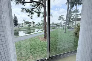 340 Pine Ridge Cir, Greenacres, FL 33463 - Photo 22