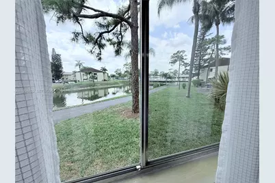 340 Pine Ridge Cir #C-1, Greenacres, FL 33463 - Photo 12