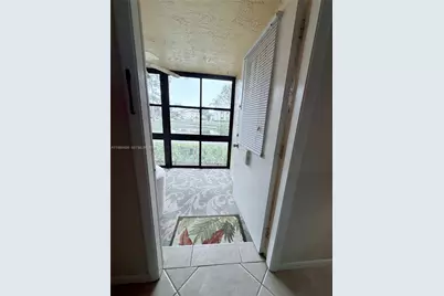 340 Pine Ridge Cir #C-1, Greenacres, FL 33463 - Photo 6