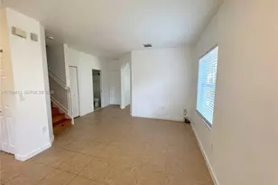 22569 SW 89th Pl, Cutler Bay, FL 33190 - Photo 10