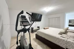 9225 Collins Ave, Surfside, FL 33154 - Photo 32