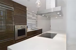 1100 Biscayne Blvd, Miami, FL 33132 - Photo 8