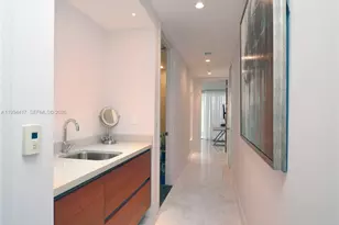 1100 Biscayne Blvd, Miami, FL 33132 - Photo 24