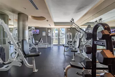 110 Washington Ave #1712, Miami Beach, FL 33139 - Photo 28