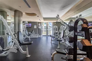 110 Washington Ave, Miami Beach, FL 33139 - Photo 28