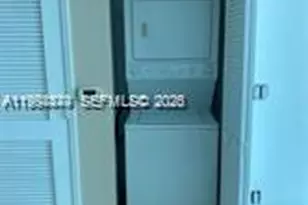 951 Brickell Ave, Miami, FL 33131 - Photo 14