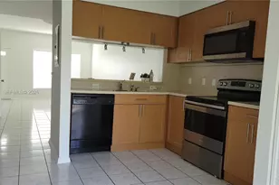 16731 Hemingway Dr, Weston, FL 33326 - Photo 6