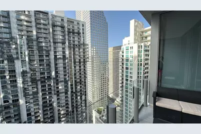 300 Biscayne Boulevard Way #3409W, Miami, FL 33131 - Photo 6