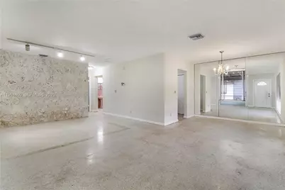 721 SE Solaz Ave, Port Saint Lucie, FL 34983 - Photo 6