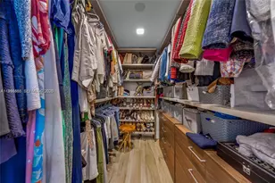 1581 Brickell Ave, Miami, FL 33129 - Photo 32