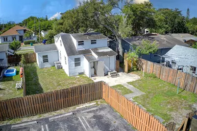 212 SW 11th St, Dania Beach, FL 33004 - Photo 42