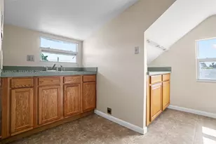 212 SW 11th St, Dania Beach, FL 33004 - Photo 30