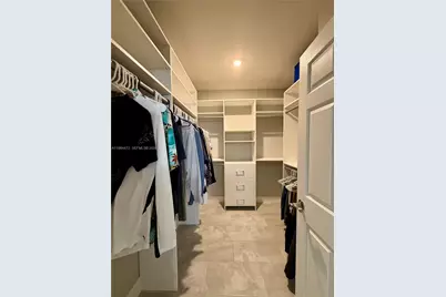 8649 Cobblestone Dr #8649, Fort Pierce, FL 34945 - Photo 10