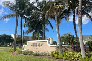 2829 N Course Dr, Pompano Beach, FL 33069 - Photo 1