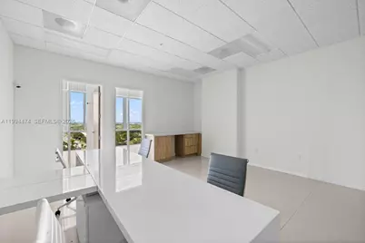 20200 W Dixie Hwy 809 Hwy, Miami, FL 33180 - Photo 4