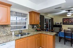 12222 SW 51st Pl, Cooper City, FL 33330 - Photo 14